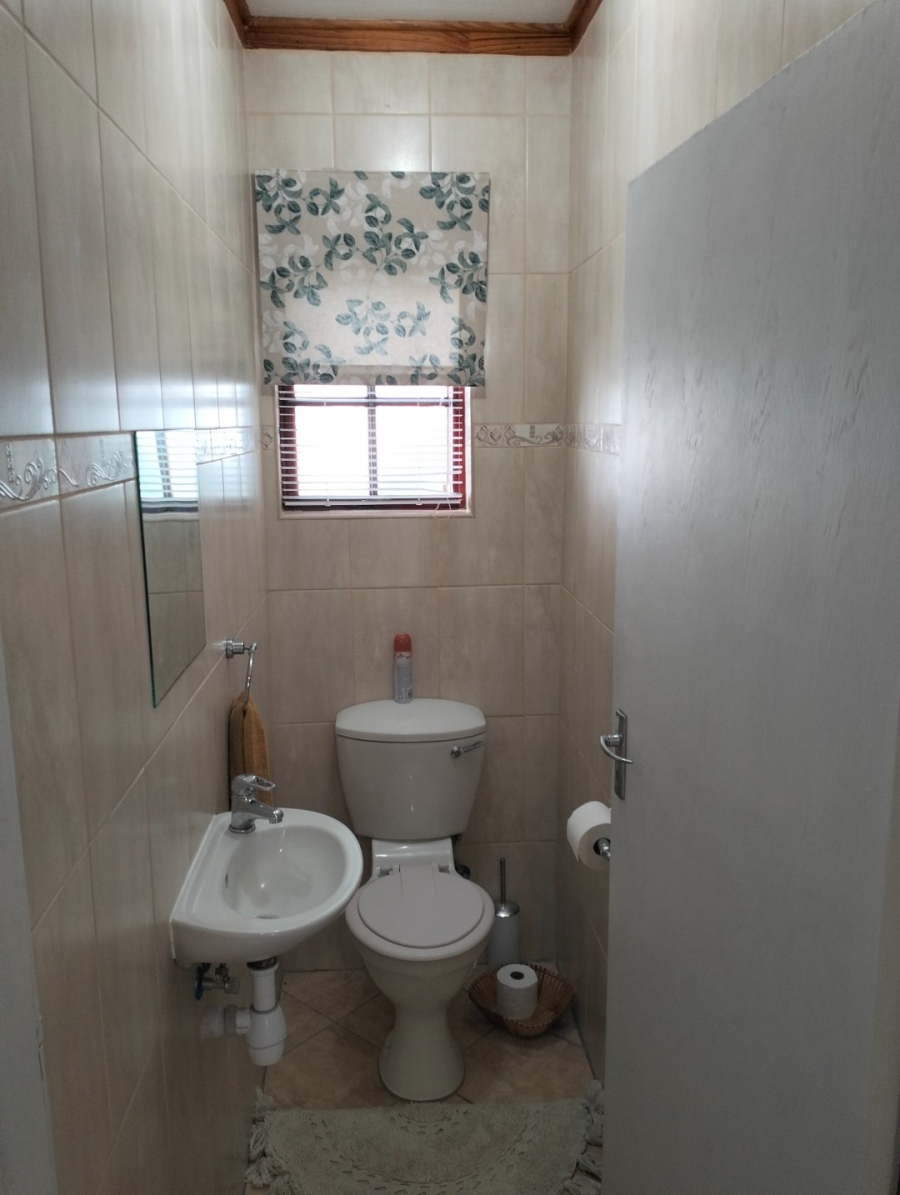 To Let 3 Bedroom Property for Rent in Tergniet Western Cape